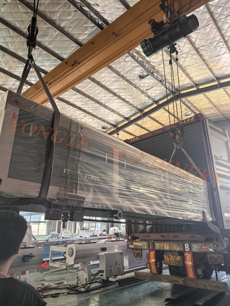 Производственная линия Yongte Plastic Machinery отправляется в Канаду, а Green Smart Manufacturing восхваляется за рубежом.