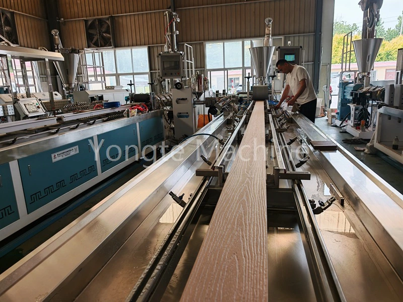 Установка и ввод в эксплуатацию станка WPC для клиента из Канады