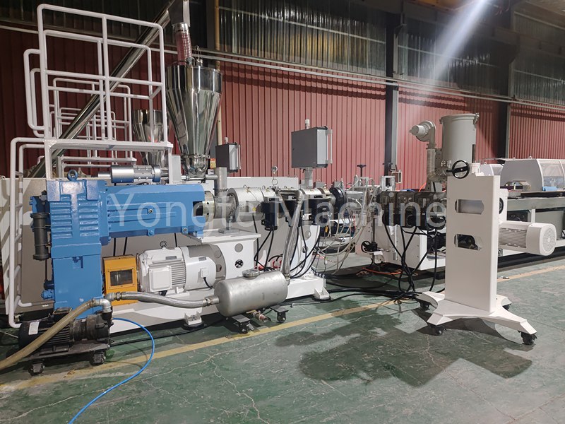 Коэкстрация настила WPC Production Machine