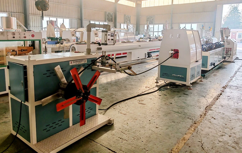 Машина для производства проницаемых резиновых труб