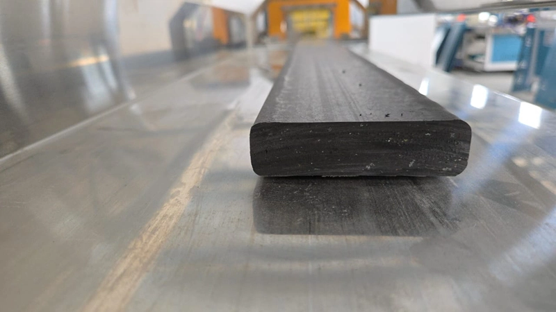 Машина для производства пластиковых панелей из пиломатериалов